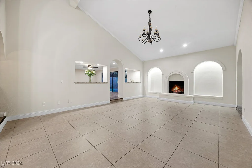 3742 McLeod, Las Vegas, NV 89121