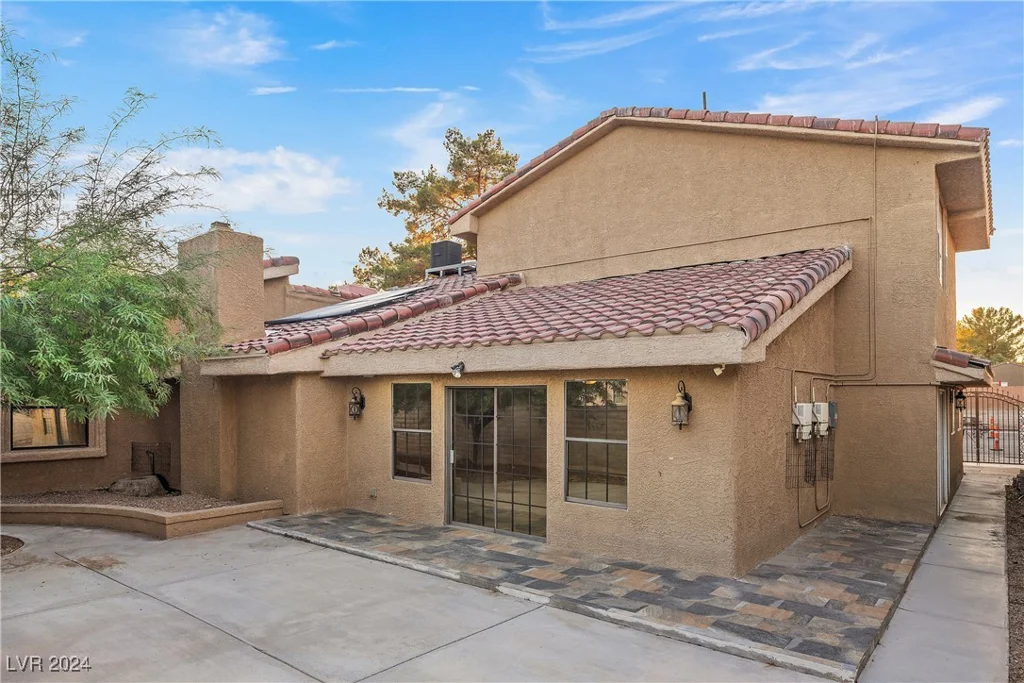 3742 McLeod, Las Vegas, NV 89121