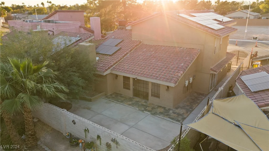 3742 McLeod, Las Vegas, NV 89121