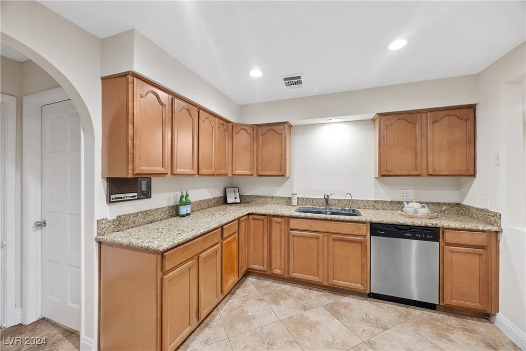 3742 McLeod, Las Vegas, NV 89121