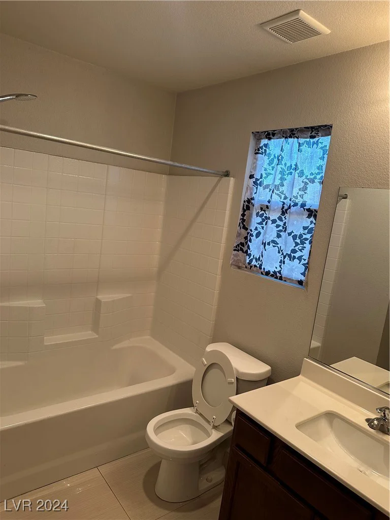 3626 Via Del Robles, Las Vegas, NV 89115
