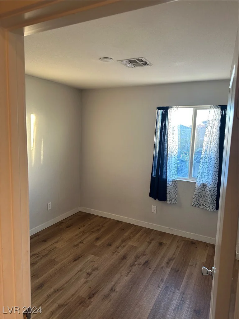 3626 Via Del Robles, Las Vegas, NV 89115