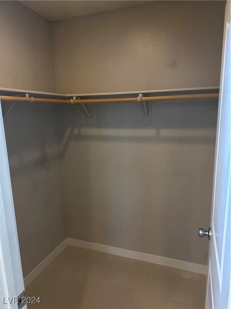 3626 Via Del Robles, Las Vegas, NV 89115