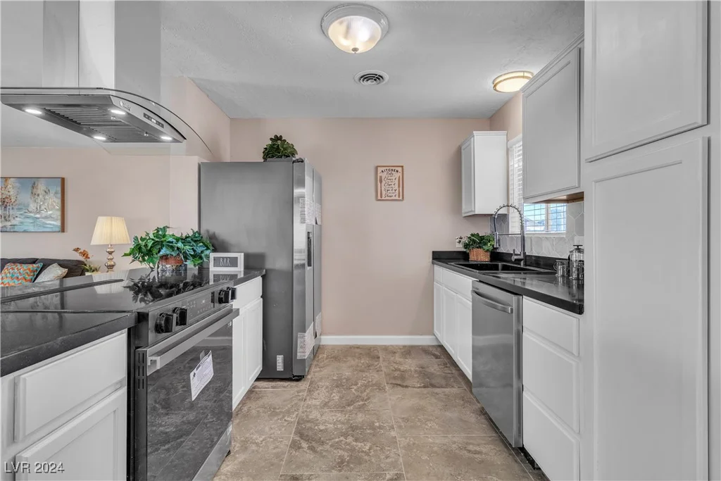 5280 Vicksburg, Las Vegas, NV 89122