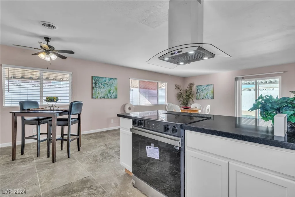 5280 Vicksburg, Las Vegas, NV 89122