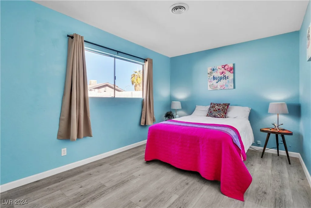 5280 Vicksburg, Las Vegas, NV 89122