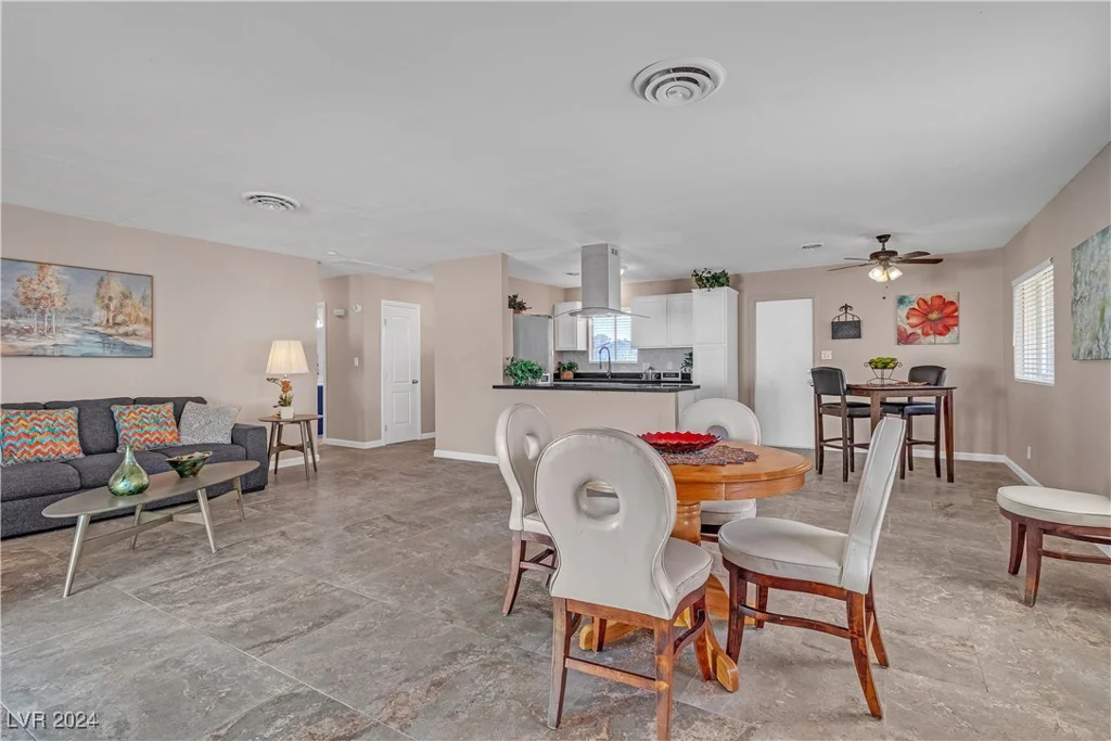 5280 Vicksburg, Las Vegas, NV 89122