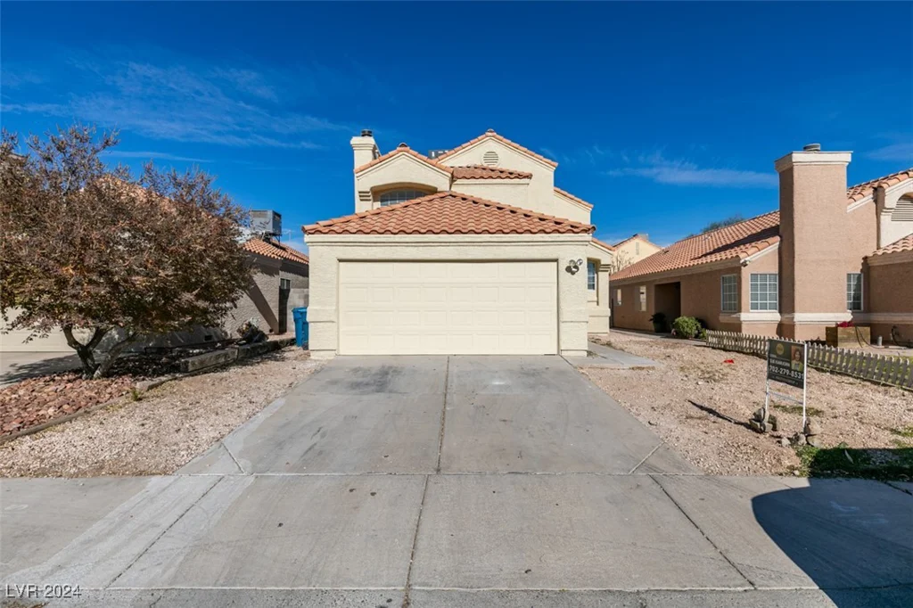 5814 Goodsprings, Las Vegas, NV 89110