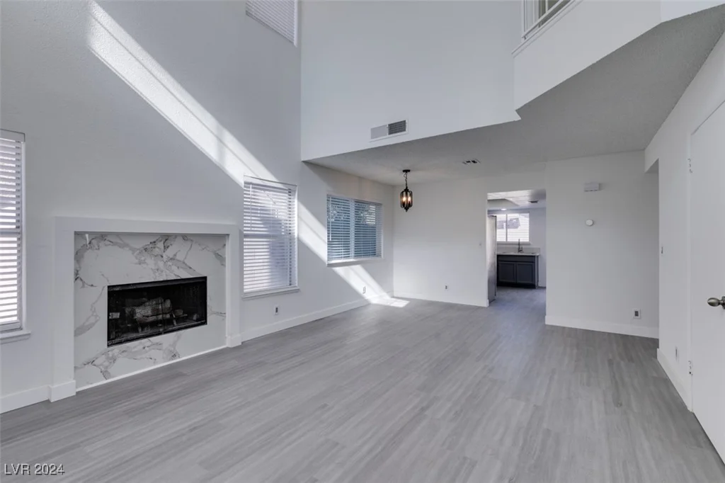 5814 Goodsprings, Las Vegas, NV 89110