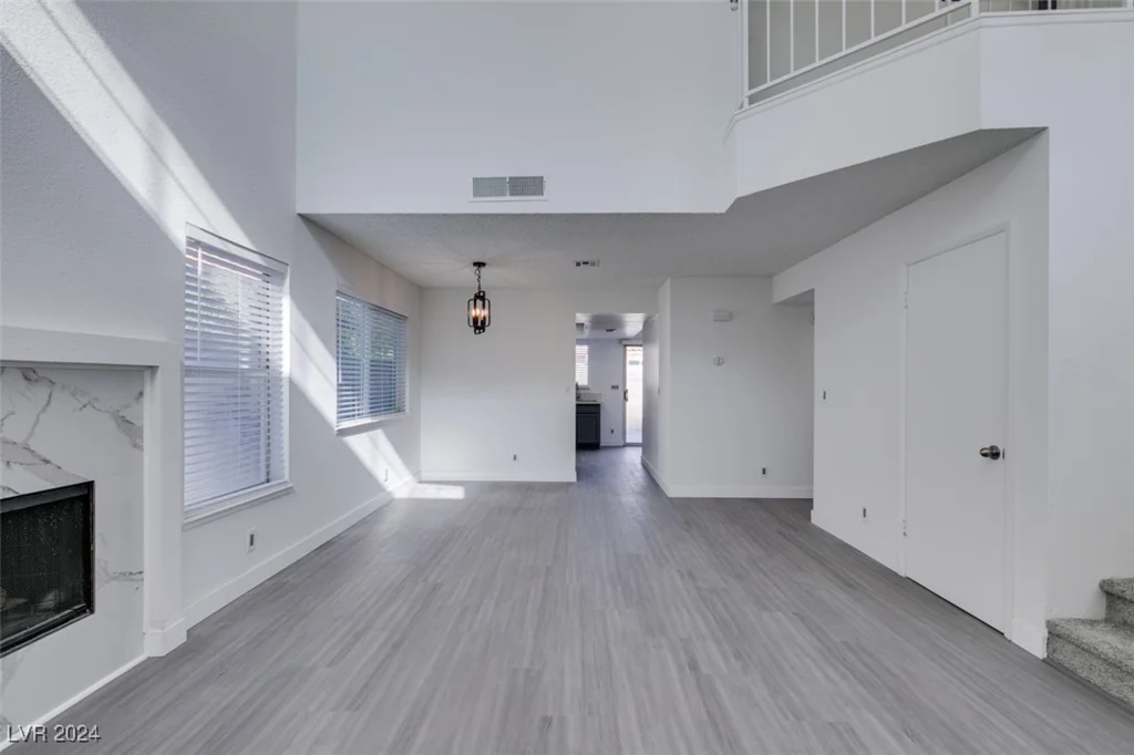5814 Goodsprings, Las Vegas, NV 89110