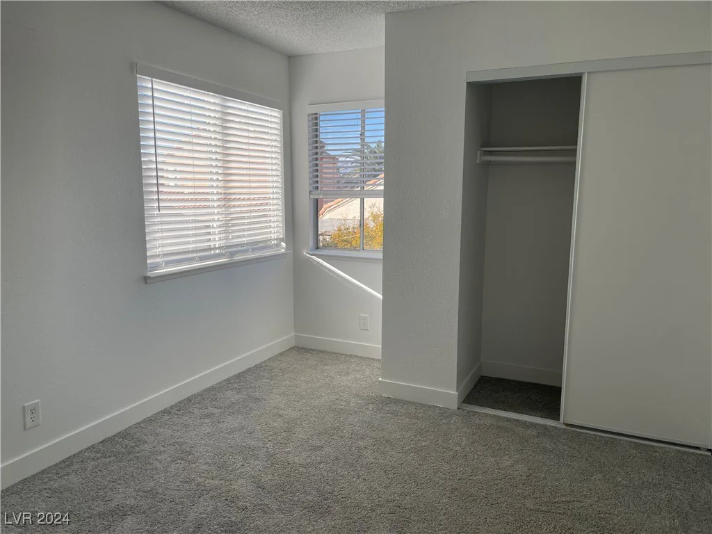 5814 Goodsprings, Las Vegas, NV 89110