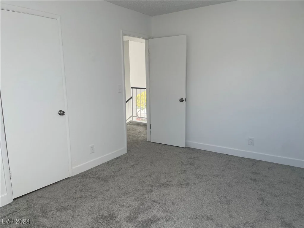5814 Goodsprings, Las Vegas, NV 89110