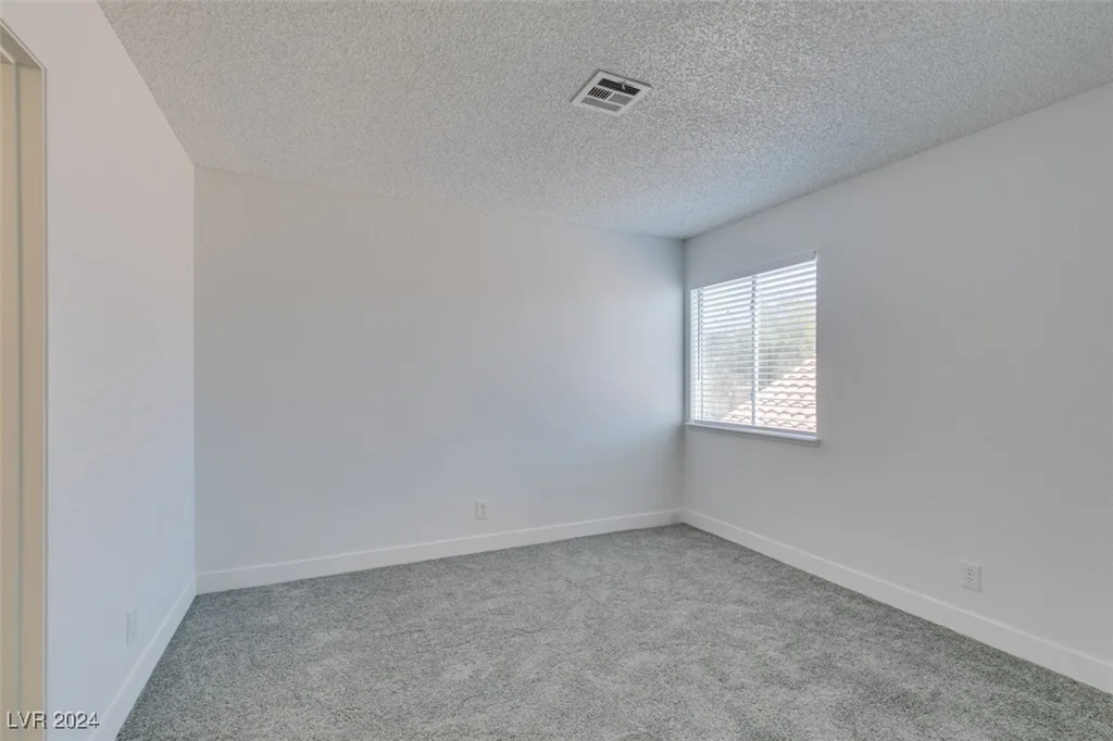 5814 Goodsprings, Las Vegas, NV 89110