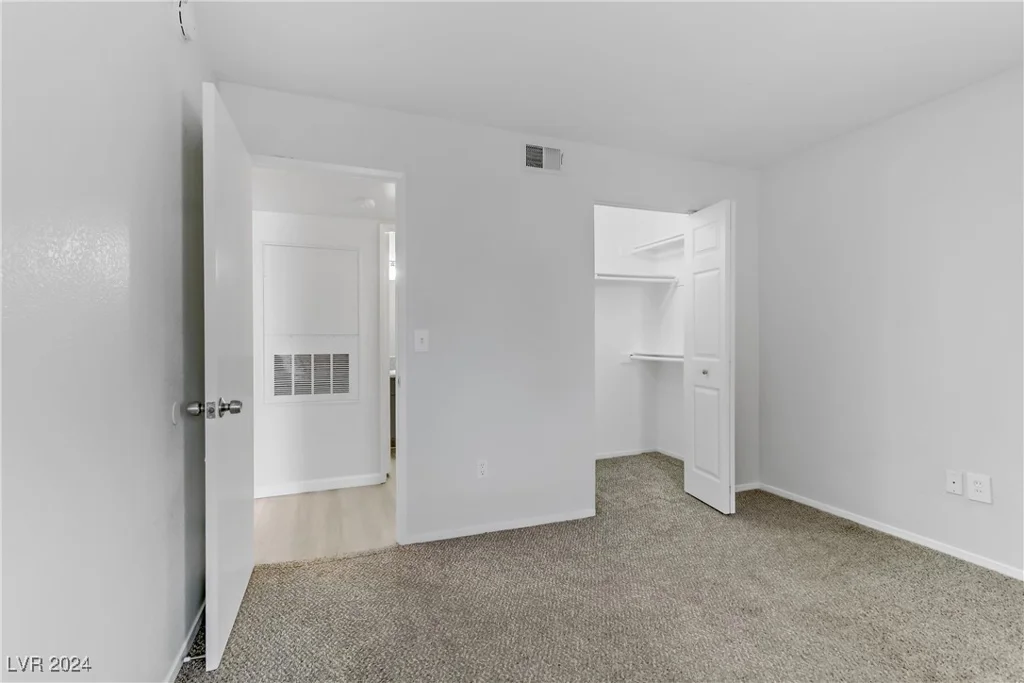 7885 Flamingo, Las Vegas, NV 89147