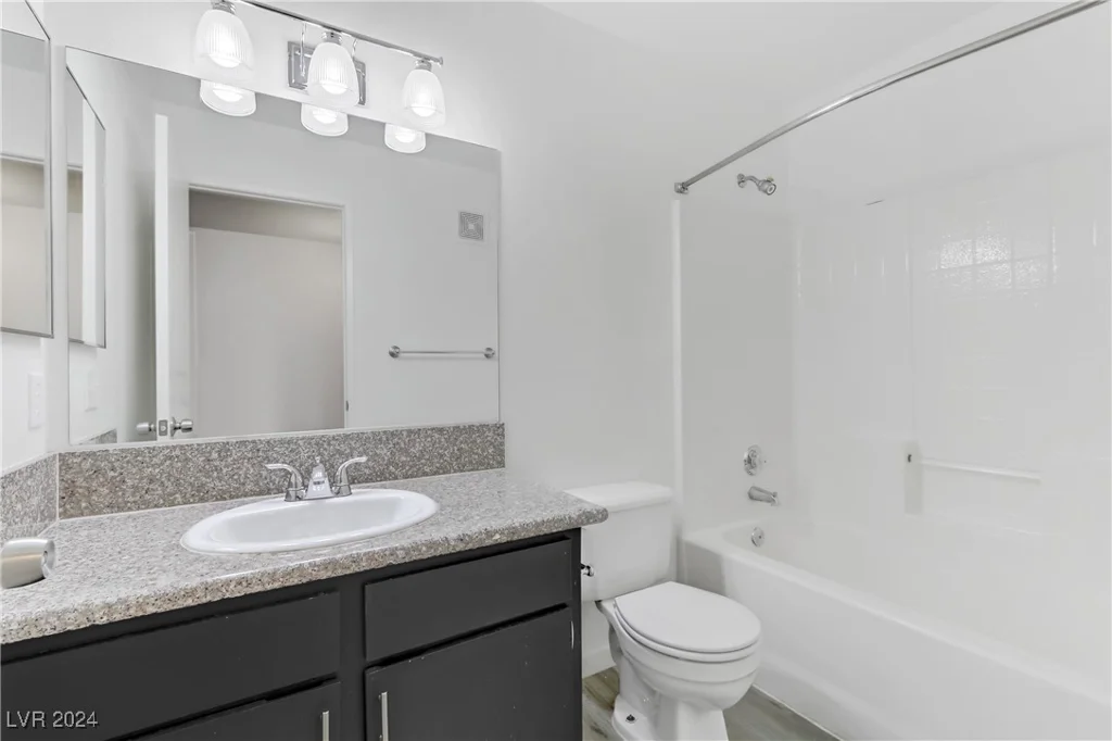 7885 Flamingo, Las Vegas, NV 89147