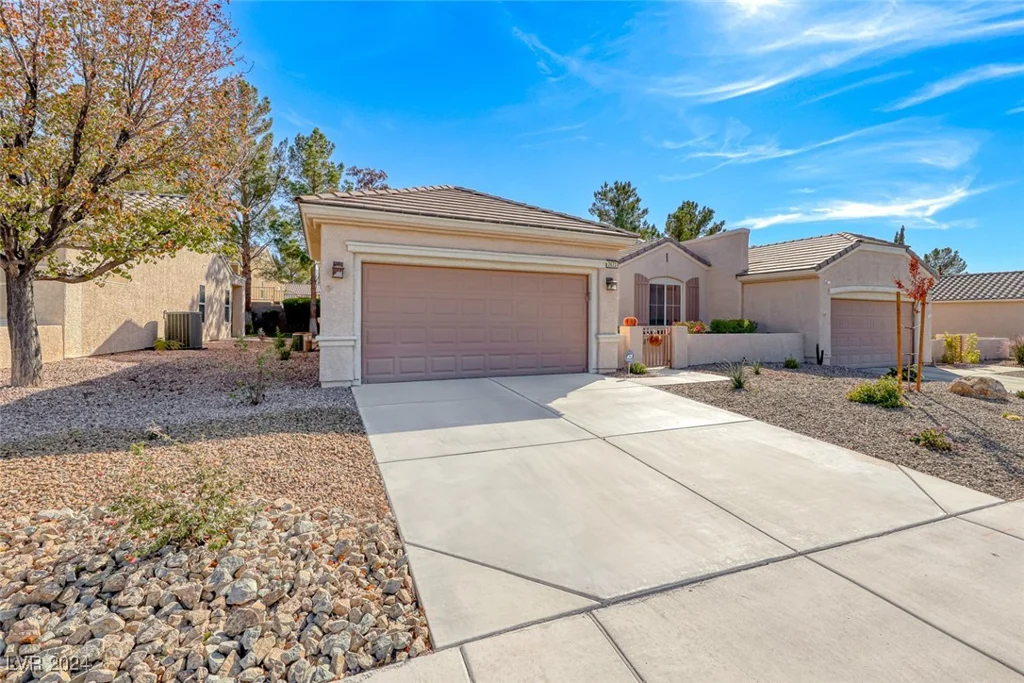 2633 Langford, Henderson, NV 89052