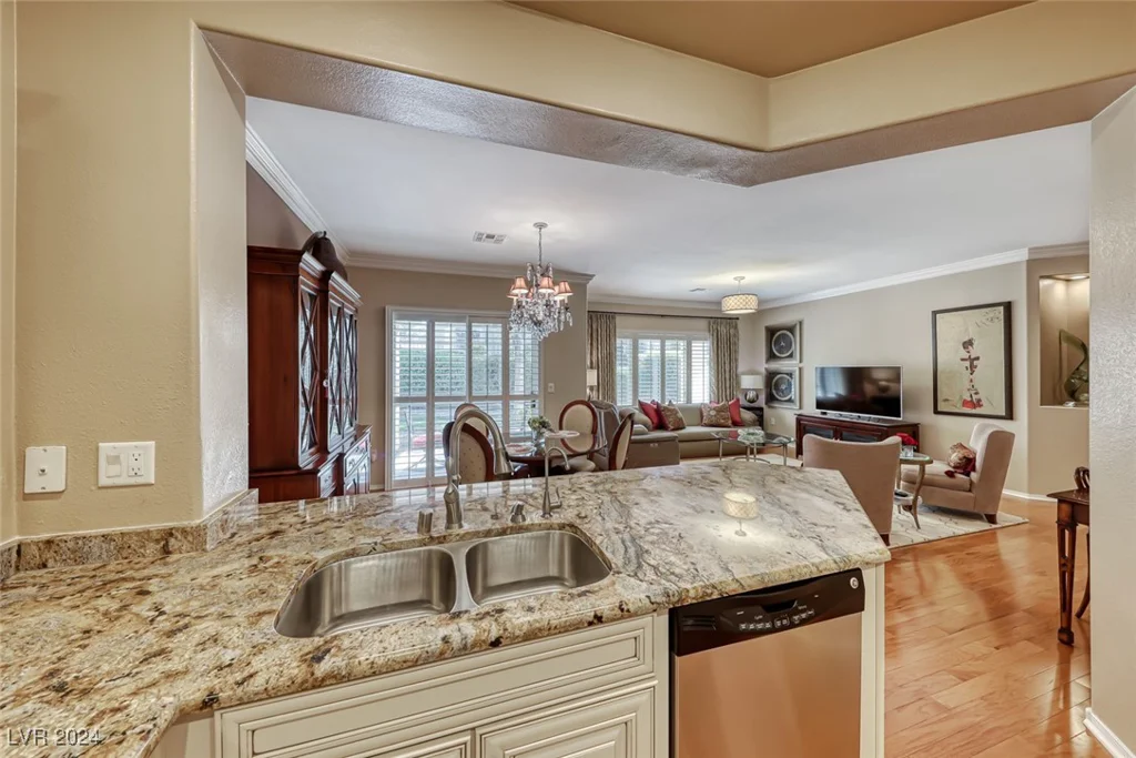 2633 Langford, Henderson, NV 89052