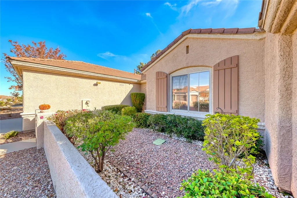 2633 Langford, Henderson, NV 89052