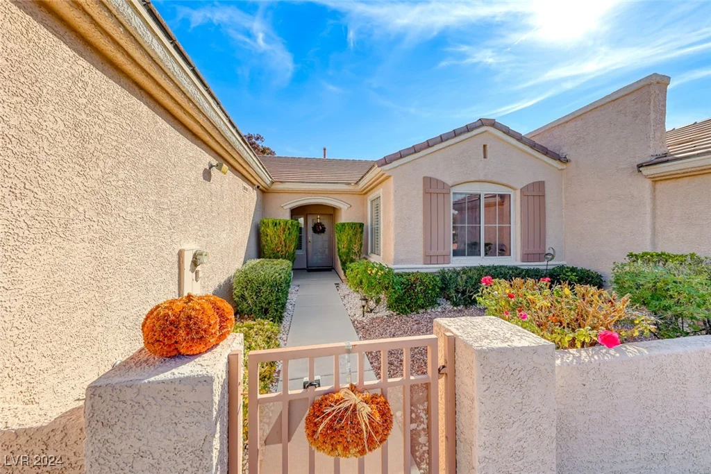 2633 Langford, Henderson, NV 89052