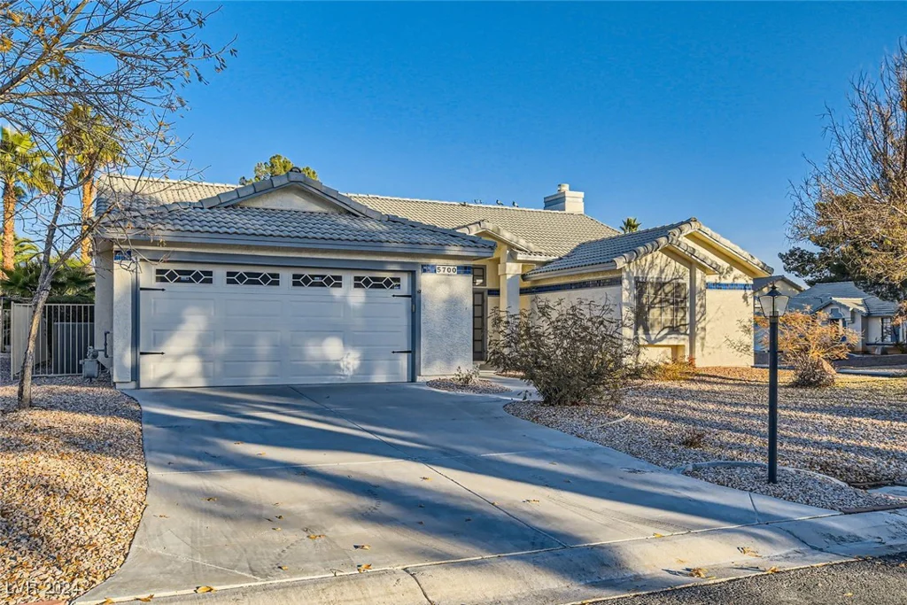 5700 Spicewood, Las Vegas, NV 89130