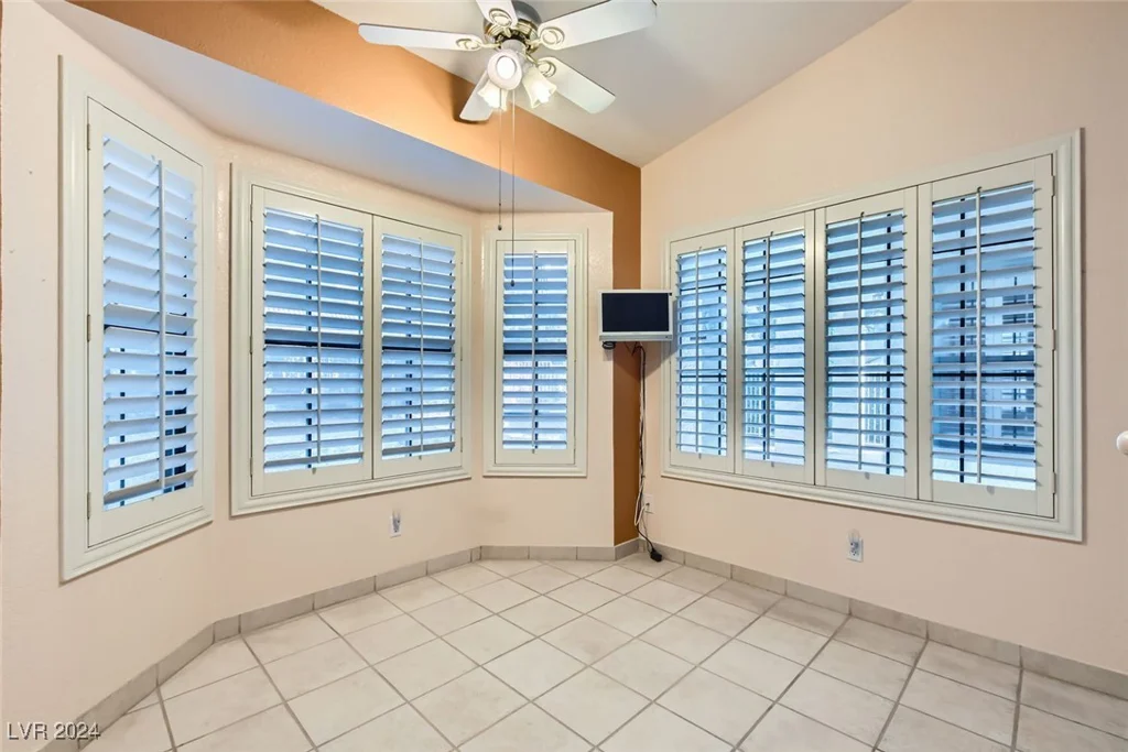 5700 Spicewood, Las Vegas, NV 89130