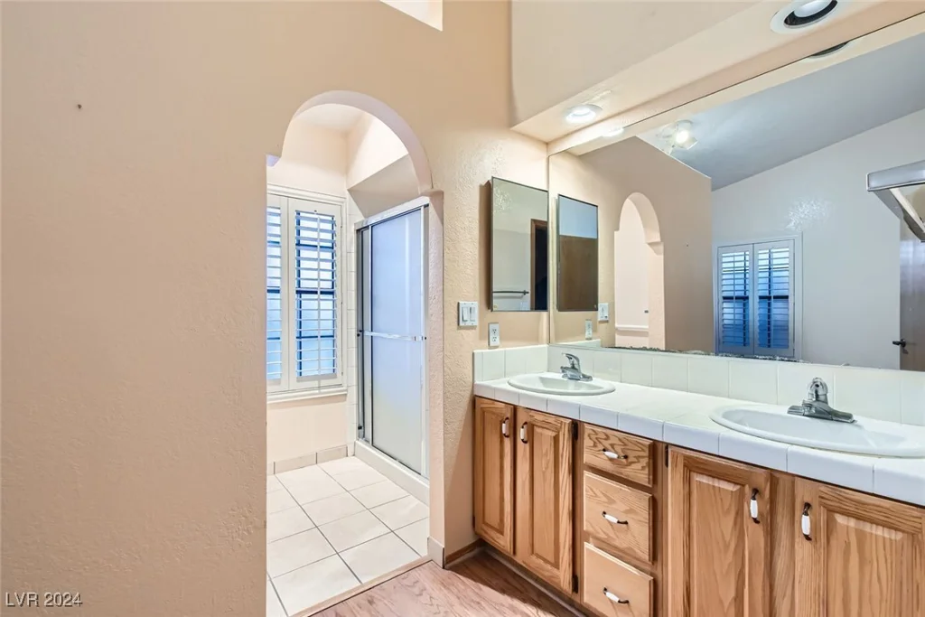 5700 Spicewood, Las Vegas, NV 89130