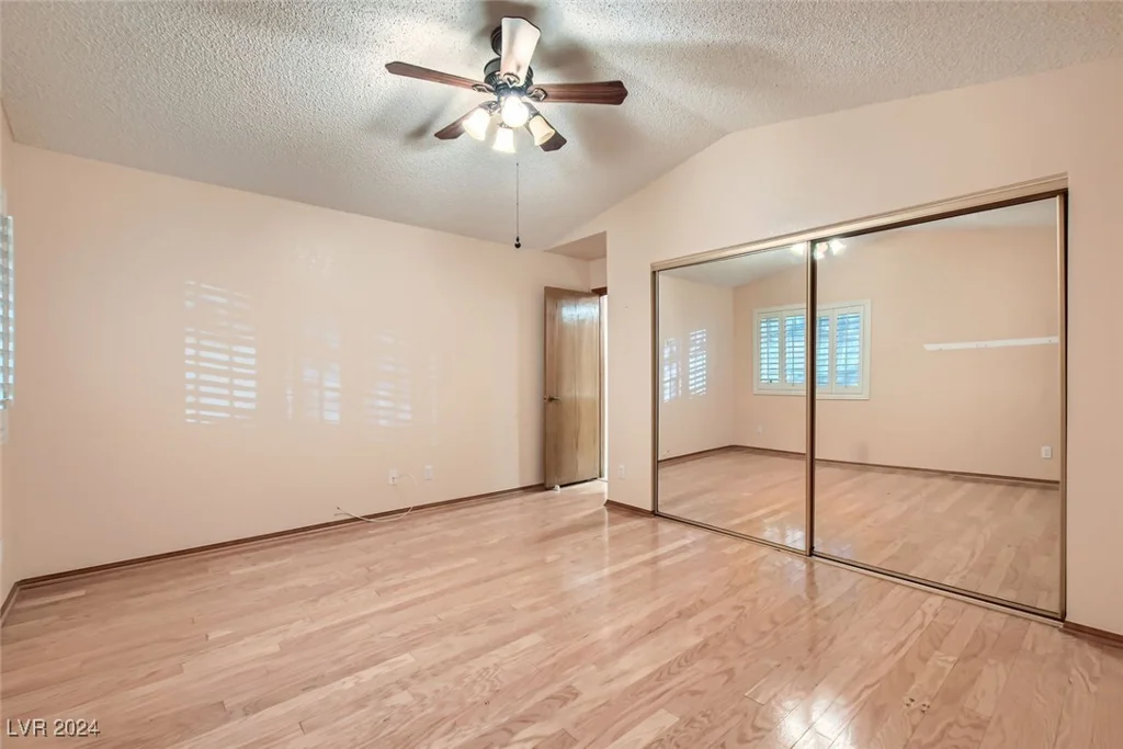 5700 Spicewood, Las Vegas, NV 89130