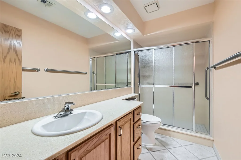 5700 Spicewood, Las Vegas, NV 89130