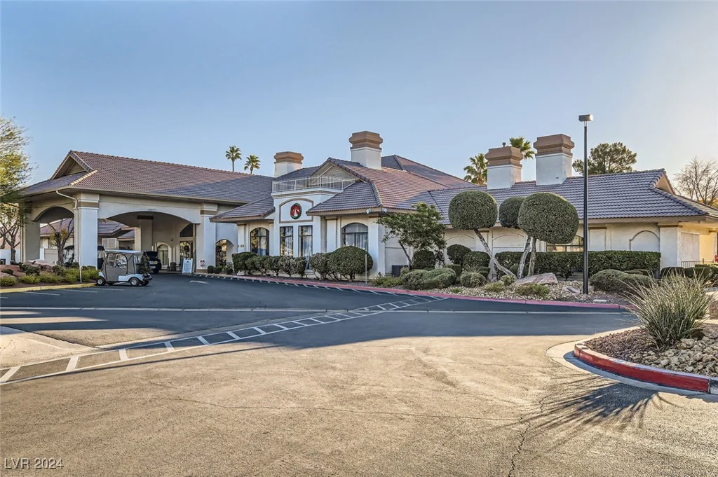 5700 Spicewood, Las Vegas, NV 89130