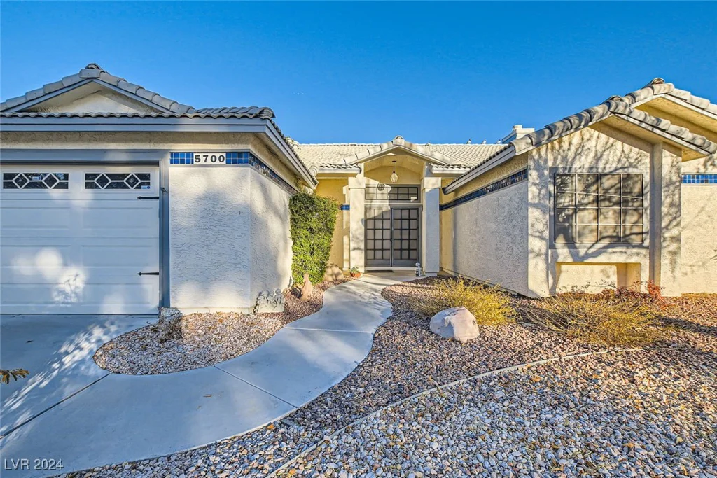 5700 Spicewood, Las Vegas, NV 89130