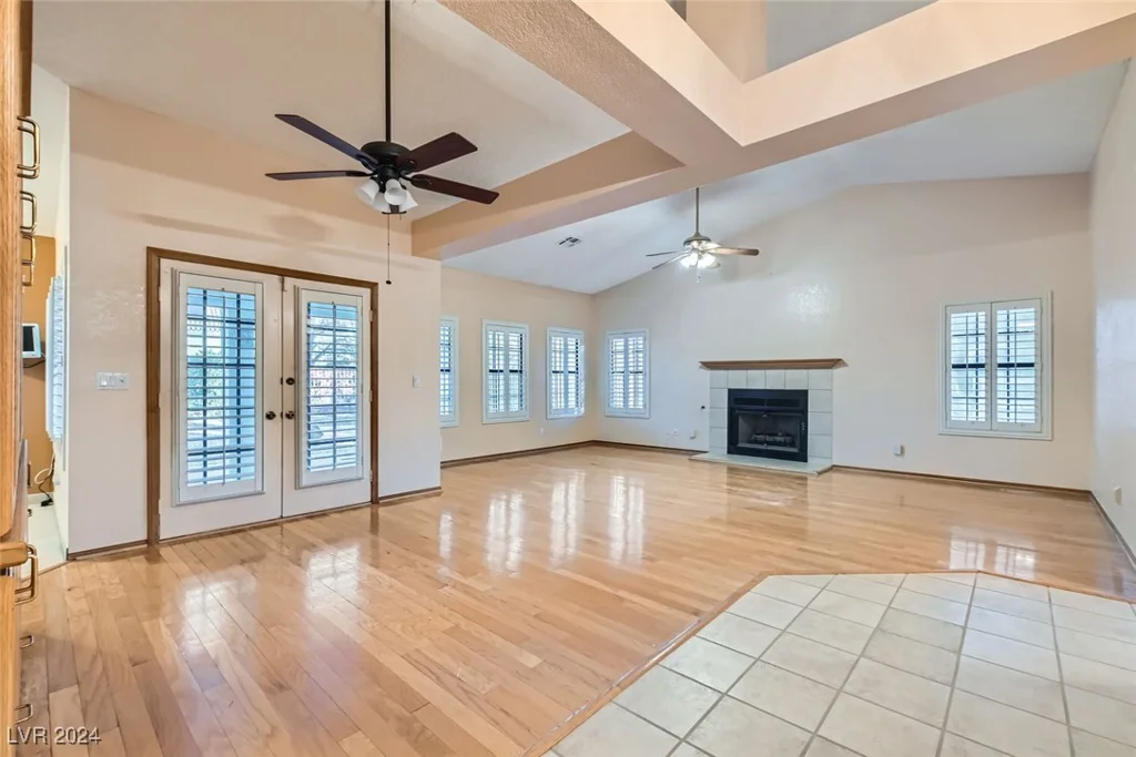 5700 Spicewood, Las Vegas, NV 89130