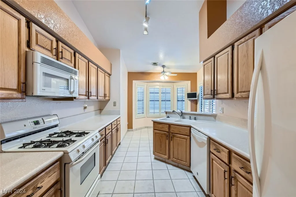 5700 Spicewood, Las Vegas, NV 89130