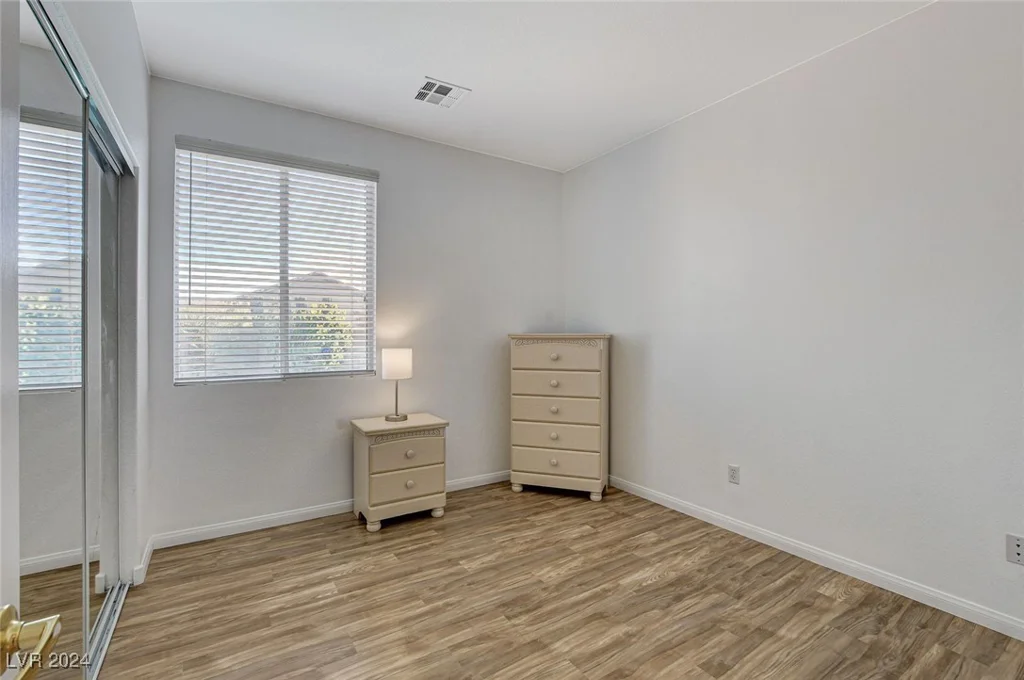 10201 Clark Wooldridge, Las Vegas, NV 89129