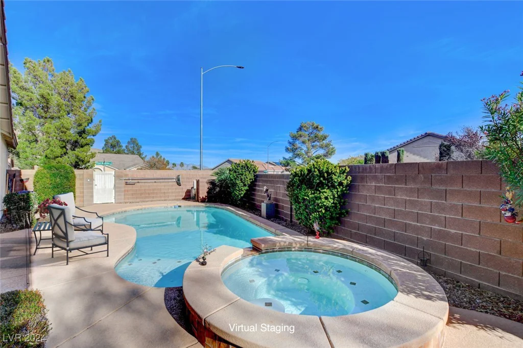 10201 Clark Wooldridge, Las Vegas, NV 89129