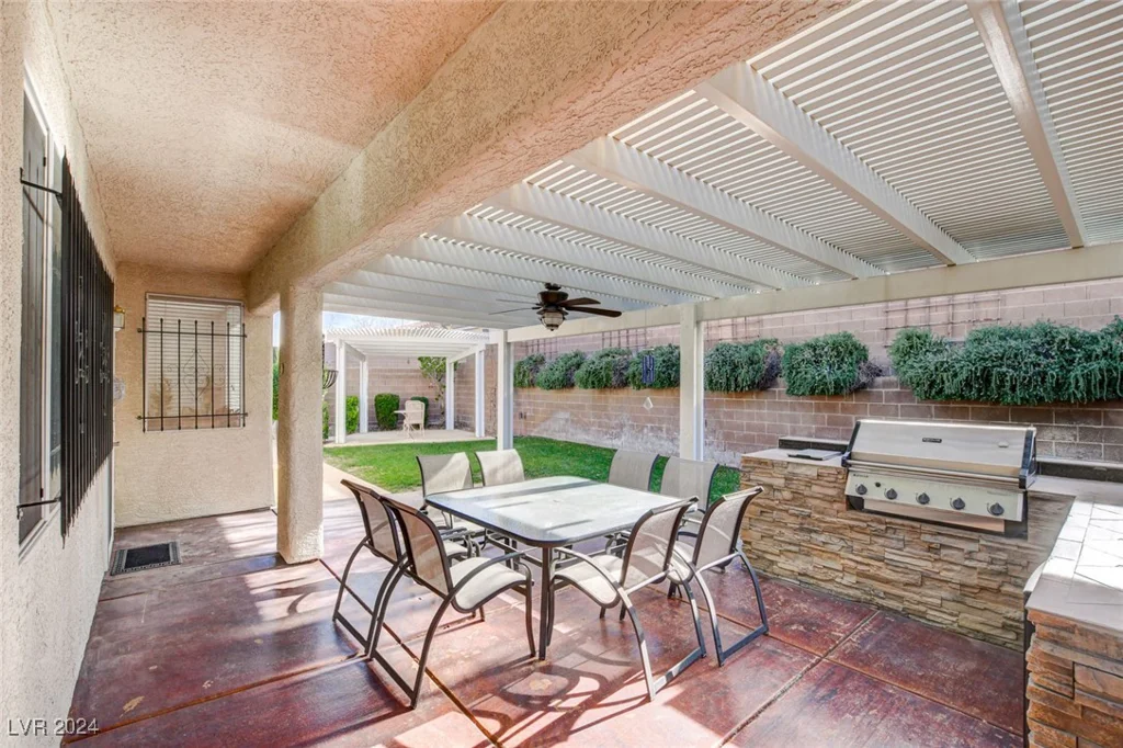 10201 Clark Wooldridge, Las Vegas, NV 89129