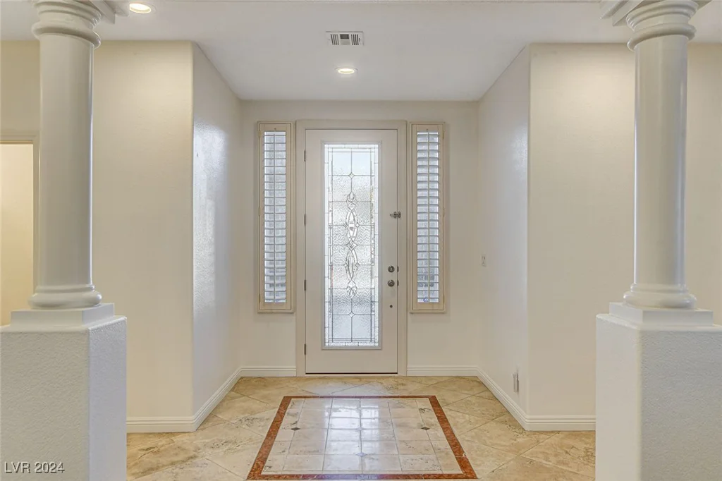 10201 Clark Wooldridge, Las Vegas, NV 89129