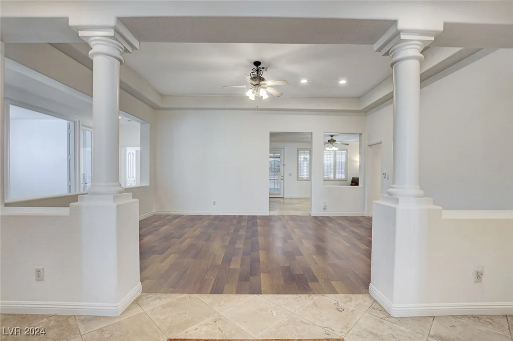 10201 Clark Wooldridge, Las Vegas, NV 89129
