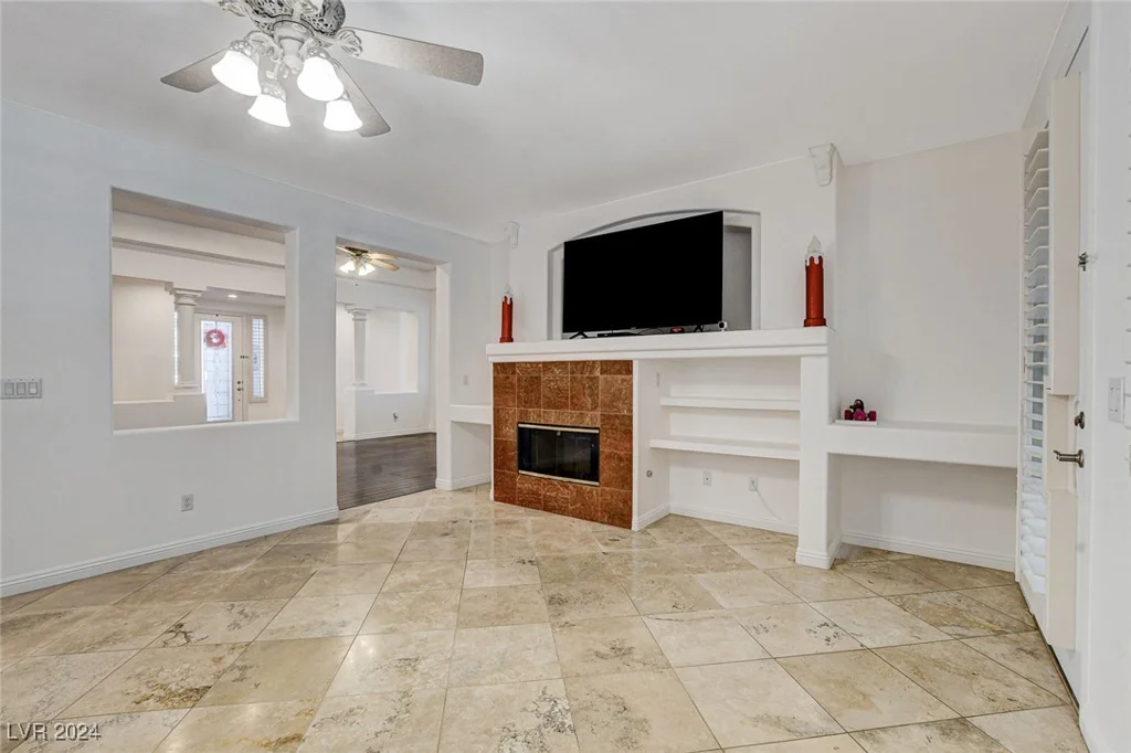10201 Clark Wooldridge, Las Vegas, NV 89129