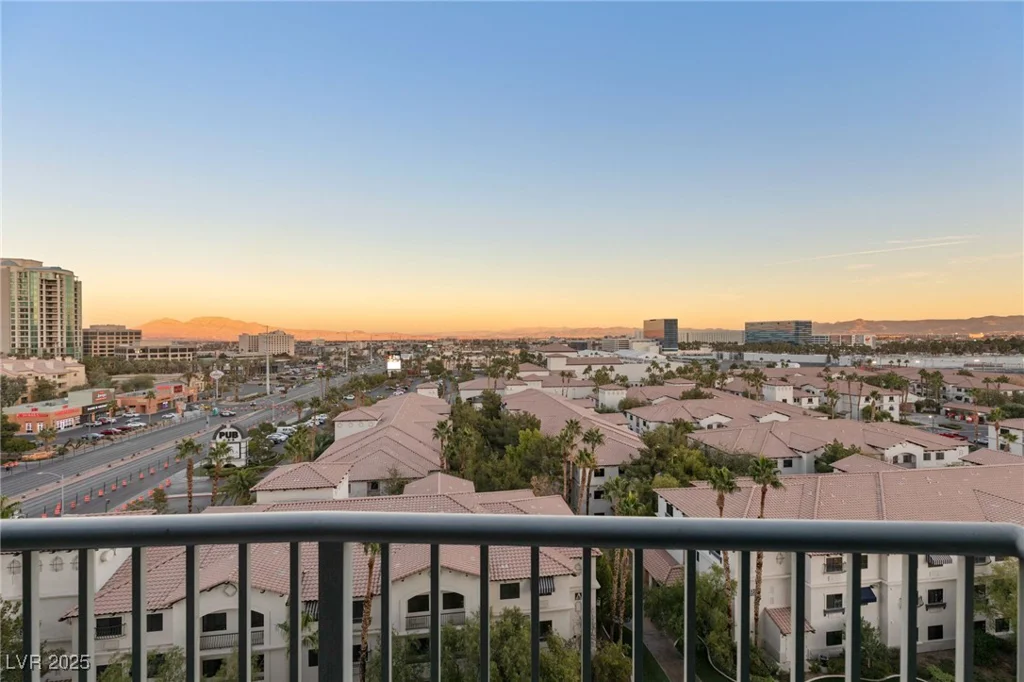 211 Flamingo, Las Vegas, NV 89169
