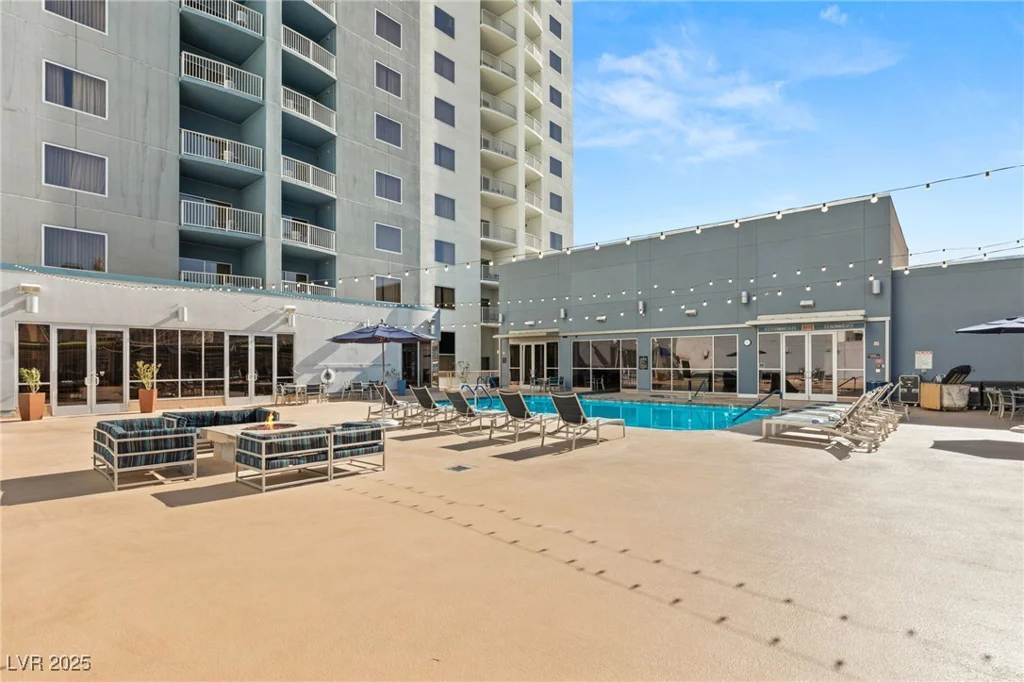 211 Flamingo, Las Vegas, NV 89169
