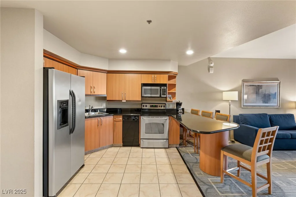 211 Flamingo, Las Vegas, NV 89169