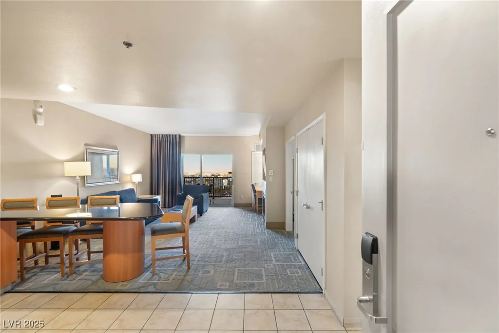211 Flamingo, Las Vegas, NV 89169