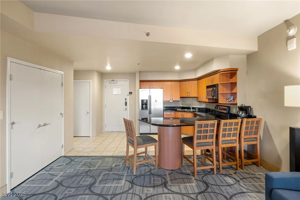 211 Flamingo, Las Vegas, NV 89169