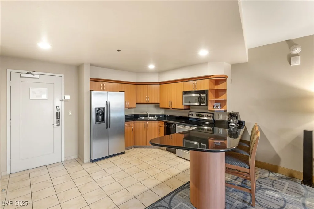 211 Flamingo, Las Vegas, NV 89169
