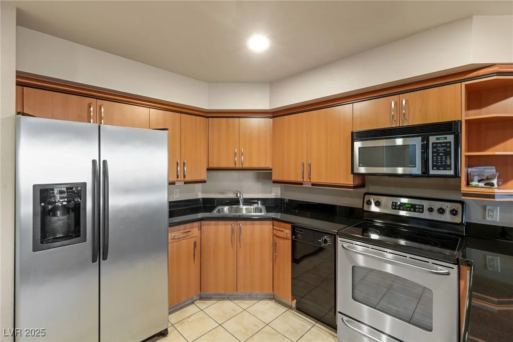 211 Flamingo, Las Vegas, NV 89169