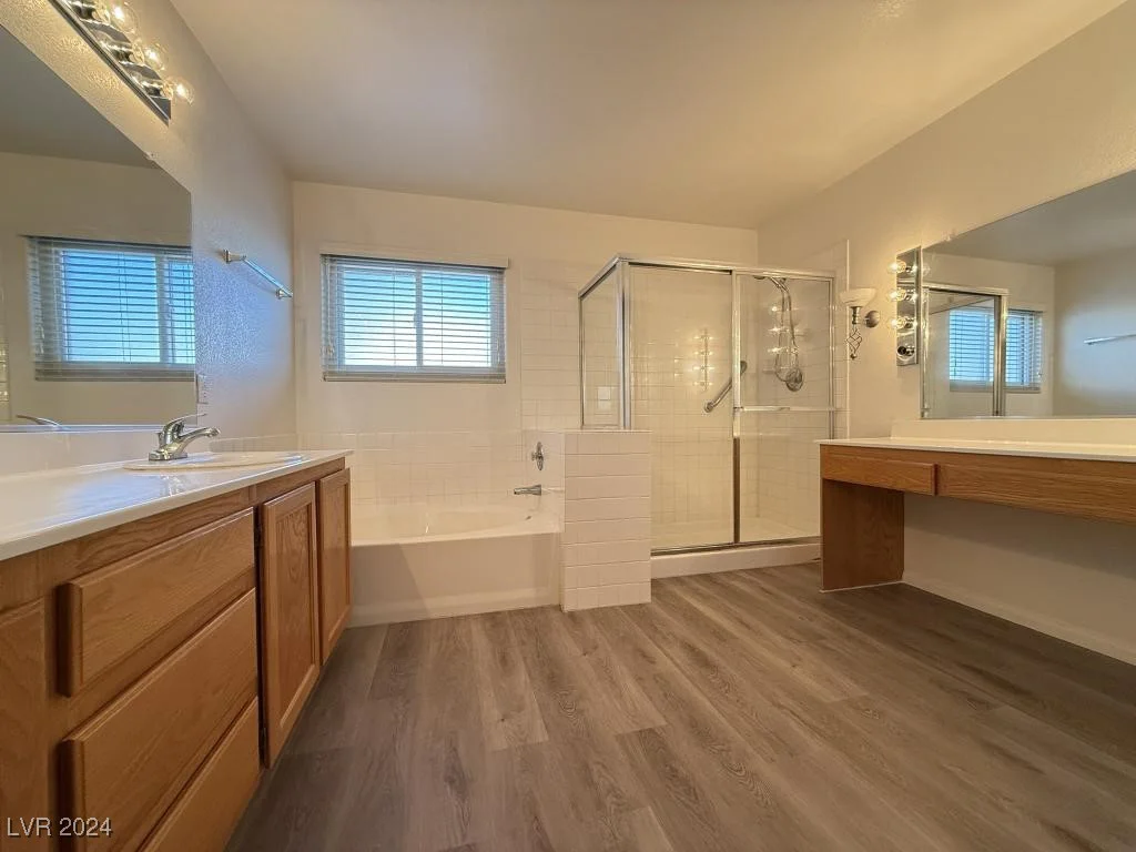 6824 Little Brook, Las Vegas, NV 89131