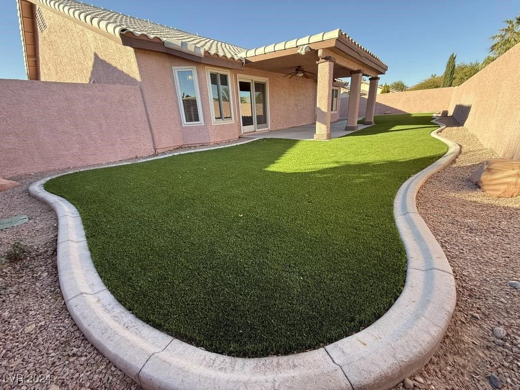 6824 Little Brook, Las Vegas, NV 89131