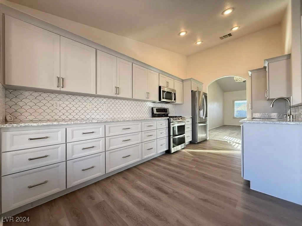 6824 Little Brook, Las Vegas, NV 89131