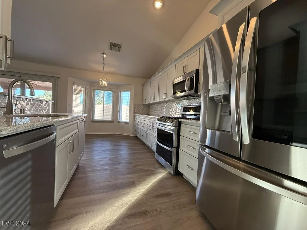 6824 Little Brook, Las Vegas, NV 89131