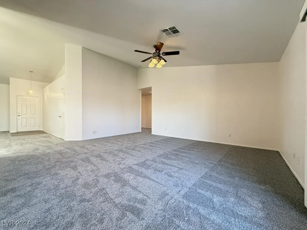 6824 Little Brook, Las Vegas, NV 89131